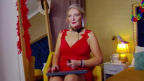 Alura Jenson online show from 6, 11, 2025