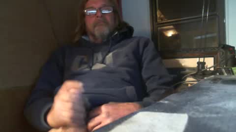 alwayshard4u1 online show from 3, 3, 2025