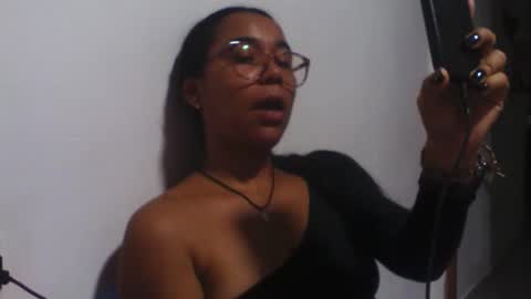 analia online show from 13, 9, 2025