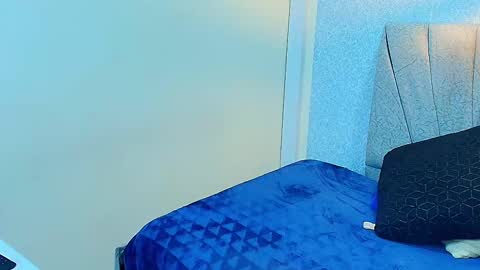   A L Y  online show from 19, 9, 2025