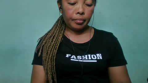 Snapshot of alypierette chatting on 17, 6, 2026 alypierette online show from 17, 6, 2026