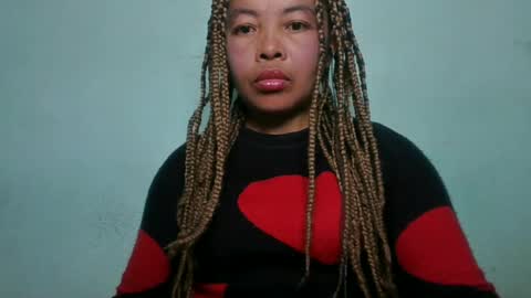 Snapshot of alypierette chatting on 17, 7, 2026 alypierette online show from 17, 7, 2026