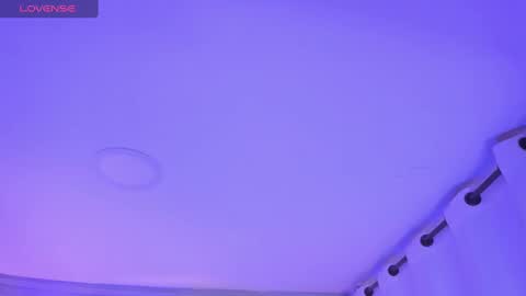 Snapshot of alys_baker chatting on 7, 1, 2025 Alys online show from 7, 1, 2025