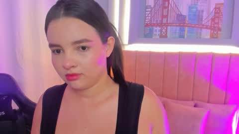 Snapshot of alys_baker chatting on 4, 10, 2025 Alys online show from 4, 10, 2025