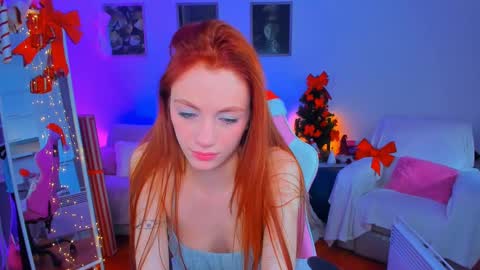 Snapshot of alyssa_smitt chatting on 22, 12, 2024 alyssa_smitt online show from 22, 12, 2024