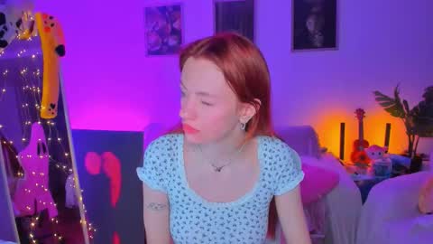 Snapshot of alyssa_smitt chatting on 14, 9, 2025 alyssa_smitt online show from 14, 9, 2025