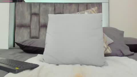 Snapshot of alyssia_oceann chatting on 3, 7, 2026 alyssia online show from 3, 7, 2026