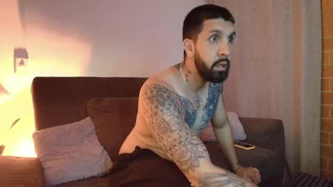 Snapshot of alyssia_wolds_1 chatting on 20, 5, 2026 alyssia wolds online show from 20, 5, 2026