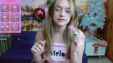 Snapshot of alyy_cute chatting on 28, 12, 2024 Alyy online show from 28, 12, 2024