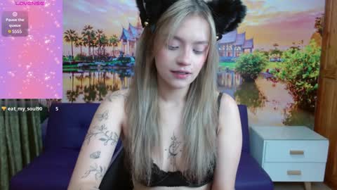 Snapshot of alyy_cute chatting on 14, 1, 2025 Alyy online show from 14, 1, 2025