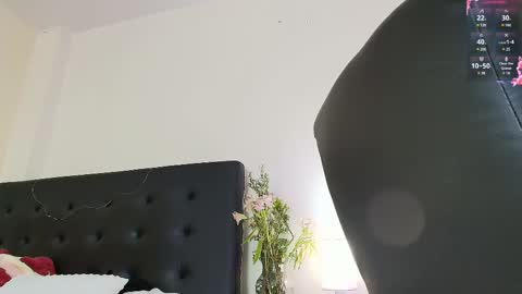 Snapshot of amabella_w chatting on 11, 3, 2025 Isabella online show from 11, 3, 2025