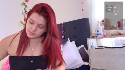 Snapshot of amabella_w chatting on 8, 9, 2025 Isabella online show from 8, 9, 2025