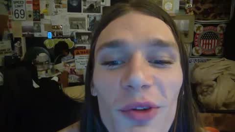 Snapshot of amabimbo25 chatting on 3, 10, 2025 amabimbo25 online show from 3, 10, 2025