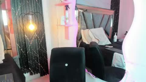 Snapshot of amaia_a chatting on 16, 5, 2026 amaia_a online show from 16, 5, 2026