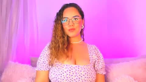 Snapshot of amalia_bennet chatting on 7, 3, 2025 amalia bennet online show from 7, 3, 2025