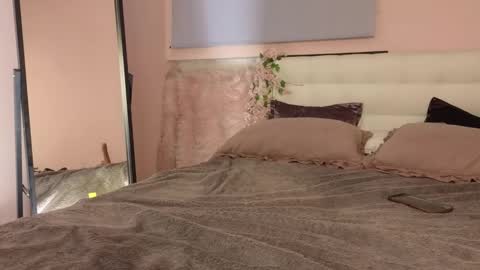 Anna My schedule for this week WednesdayThursdayFridaySaturday online show from 4, 10, 2025