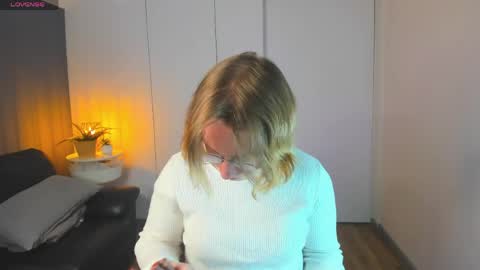 Hi im Amanda online show from 2, 4, 2026