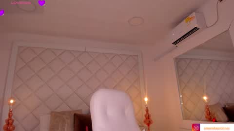 Snapshot of amanda_colin chatting on 8, 10, 2025 Amanda online show from 8, 10, 2025