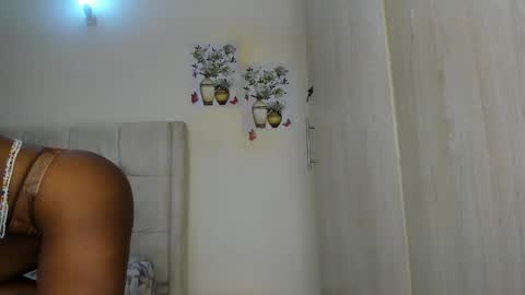 Amanda tint online show from 11, 2, 2026