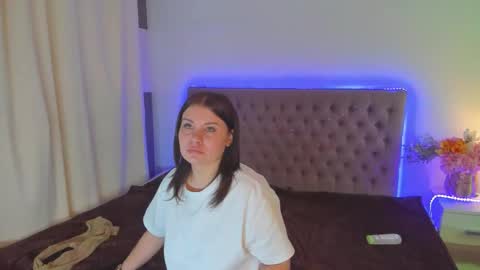 Snapshot of amandahoppe chatting on 5, 6, 2026 Amanda online show from 5, 6, 2026