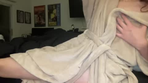 amandatrieshard online show from 29, 7, 2026