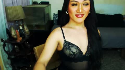 Suzie online show from 25, 3, 2026