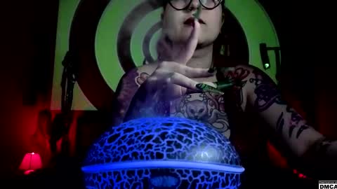 Goddess Amanita online show from 18, 4, 2026