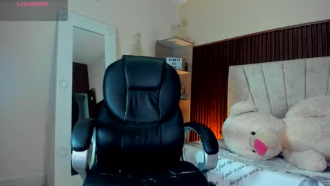 amara_brunet online show from 10, 3, 2026