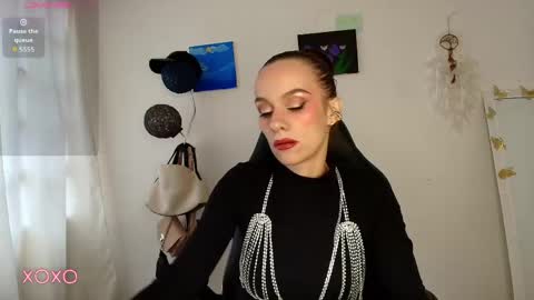 Snapshot of amara_fey chatting on 27, 4, 2026 Amara Fey online show from 27, 4, 2026