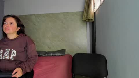 Snapshot of amara_luxe chatting on 27, 11, 2025 amara_luxe online show from 27, 11, 2025