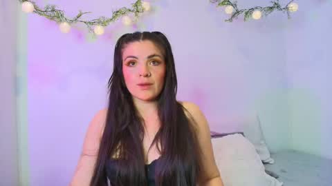 Amara Vega  online show from 17, 12, 2025