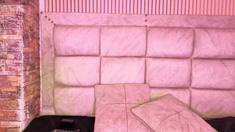 amarahanks_ online show from 25, 2, 2026