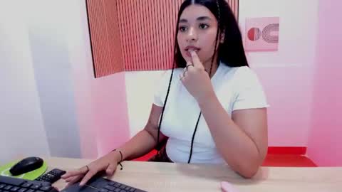 AMARANTA online show from 5, 8, 2026