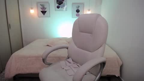 Snapshot of amarantha_ross chatting on 4, 3, 2025 Amarantha online show from 4, 3, 2025