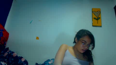 Amara Julia online show from 6, 12, 2024