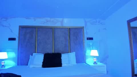 Emily online show from 19, 12, 2025