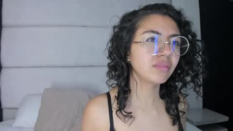 Snapshot of amarettho chatting on 3, 6, 2026 Emily online show from 3, 6, 2026