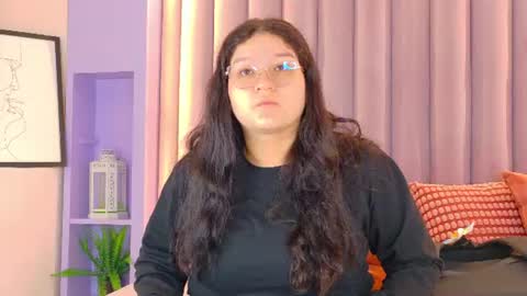 Snapshot of amatistasky__ chatting on 17, 7, 2026 AMATISTA online show from 17, 7, 2026