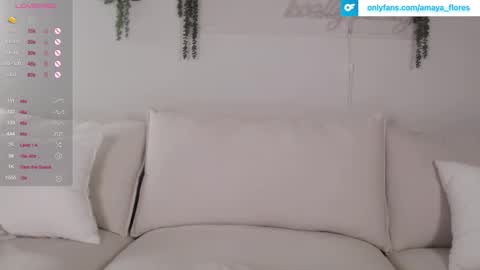 Snapshot of amaya_floress chatting on 28, 10, 2025 amaya_floress online show from 28, 10, 2025