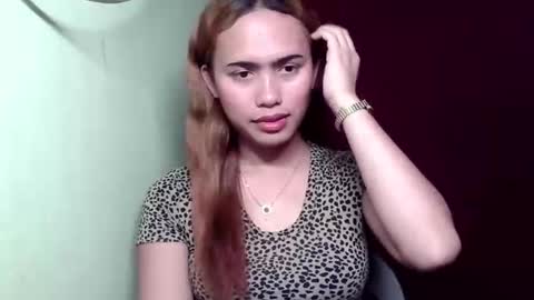 YELLA online show from 2, 4, 2026