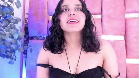   online show from 20, 10, 2025