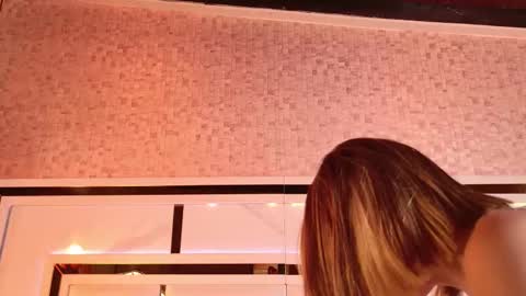 Snapshot of ambar_rosse25 chatting on 29, 9, 2025 Julieta online show from 29, 9, 2025