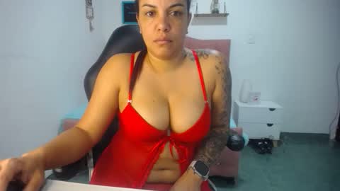 Snapshot of ambarmilf09 chatting on 18, 9, 2025 ambarmilf09 online show from 18, 9, 2025