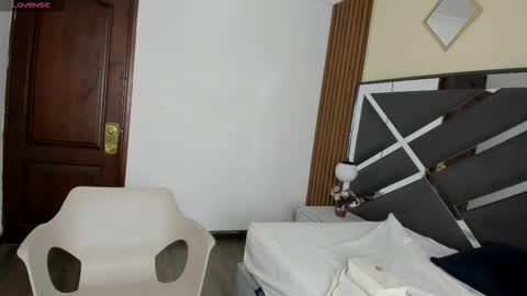 Ambar Ross online show from 10, 2, 2026