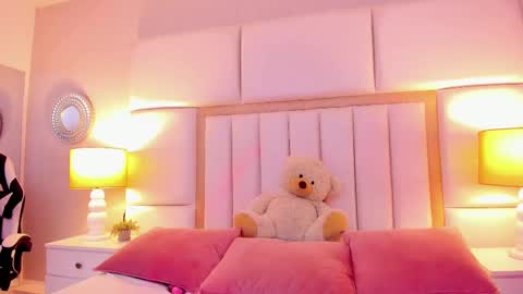 Snapshot of ambarsantany chatting on 7, 3, 2025 AmbarSantany  online show from 7, 3, 2025