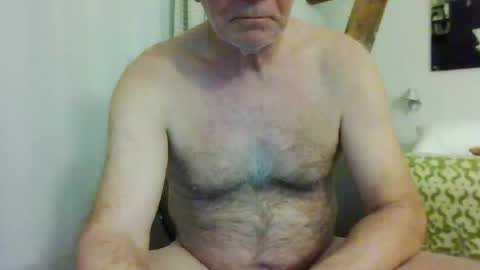 Snapshot of ambassador54 chatting on 17, 10, 2025 Ambassador54 online show from 17, 10, 2025