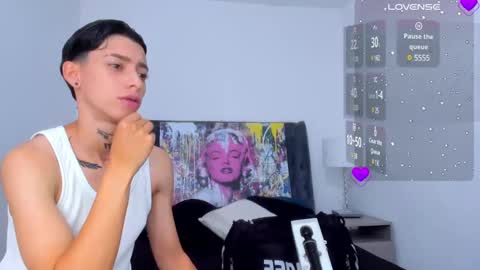 Snapshot of amber_adams_ chatting on 18, 12, 2024 Amber online show from 18, 12, 2024