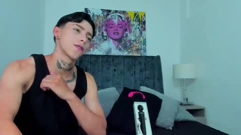 Snapshot of amber_adams_ chatting on 30, 1, 2025 Amber online show from 30, 1, 2025