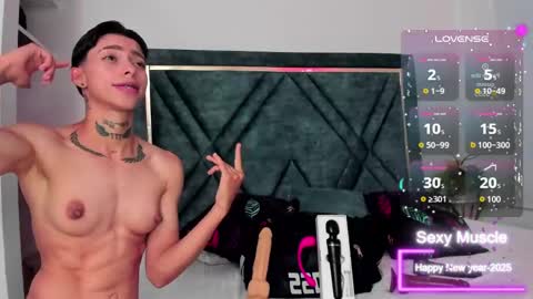 Snapshot of amber_adams_ chatting on 8, 2, 2025 Amber online show from 8, 2, 2025