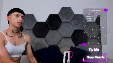 Snapshot of amber_adams_ chatting on 6, 3, 2025 Amber online show from 6, 3, 2025